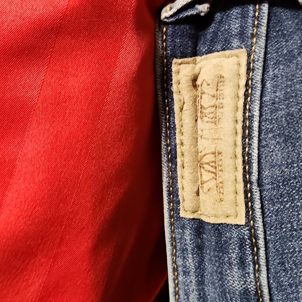 Jeans - Picture 6 of 8